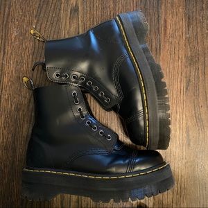 Dr. Marten Sinclair platform Leather Boots 8